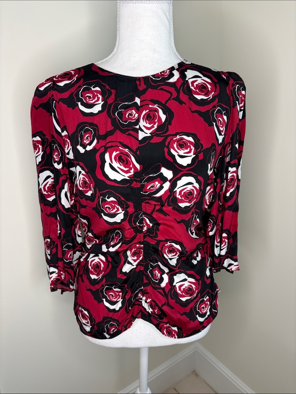 White House Black Market Red and Black Rose Print Blouse. Med